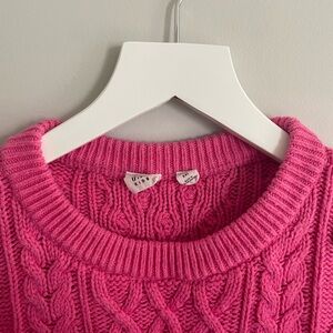 Gap cable knit sweater